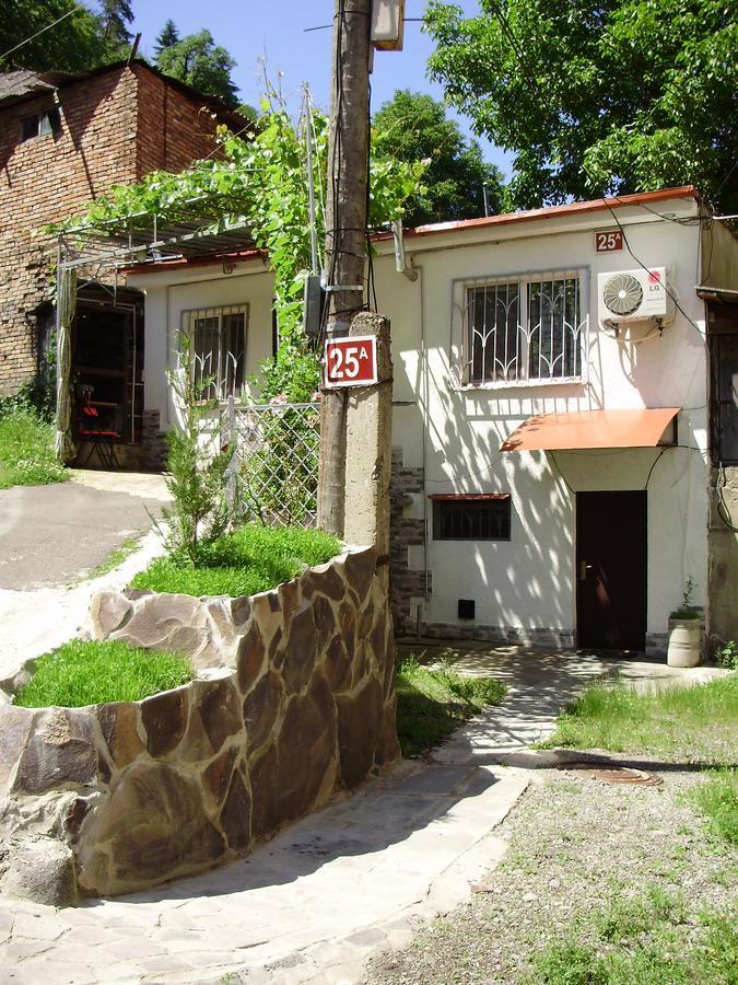 Apartment On Erekle 25A Borzsomi Kültér fotó